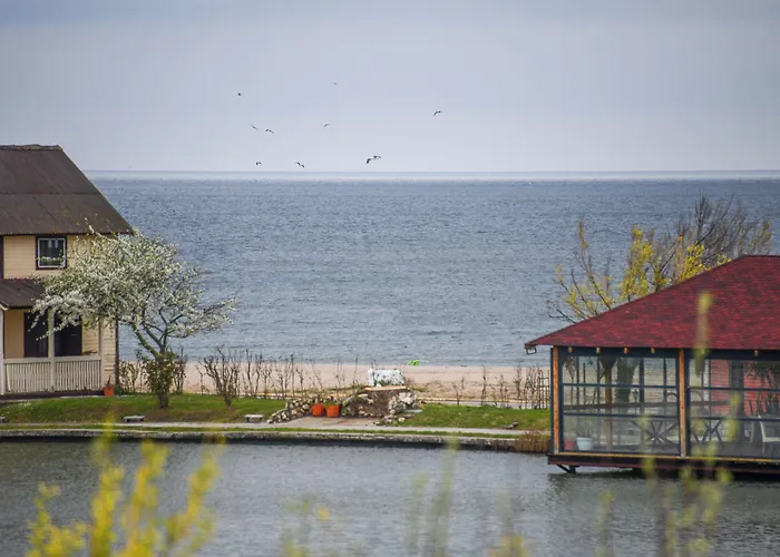 Hotel Complex Tismana 3*