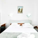 Hotel Complex Tismana 3*