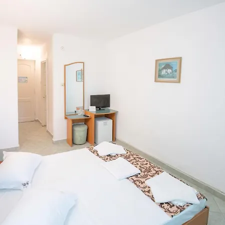 Complex Tismana 3* Otel