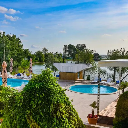 Complex Tismana 3* Szálloda 3*