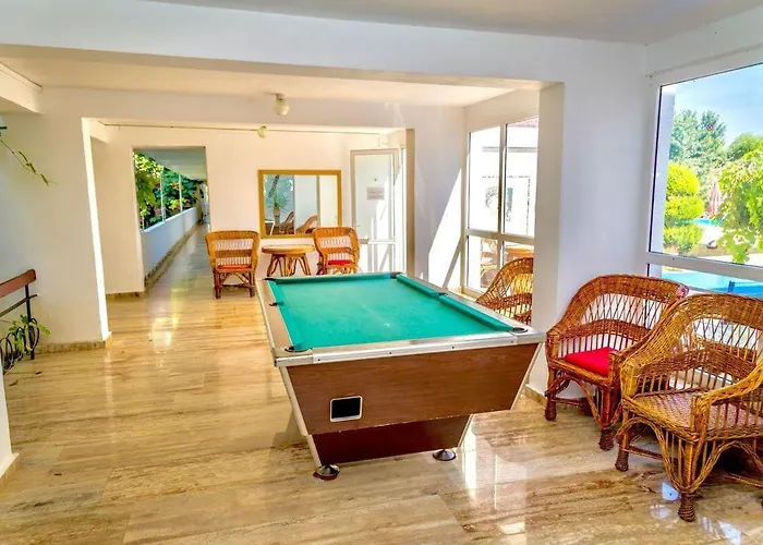 Hotel Complex Tismana 3* 3*