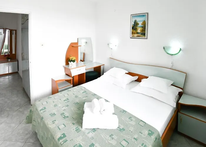 Hotel Complex Tismana 3* Jupiter