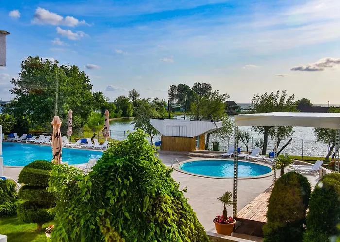 Hotel Complex Tismana 3* Jupiter